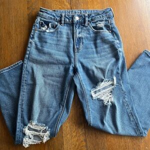 American Eagle Outfitters Women's Mom Straight Jeans Distressed Size 4